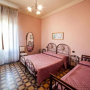 Gasthof Liberty, Lucca